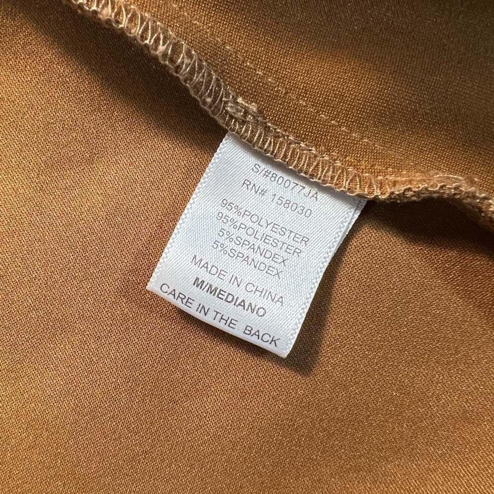 Love Tree Women’s Camel Faux Suede Trench Coat Size Medium No Belt - Picture 7 of 7